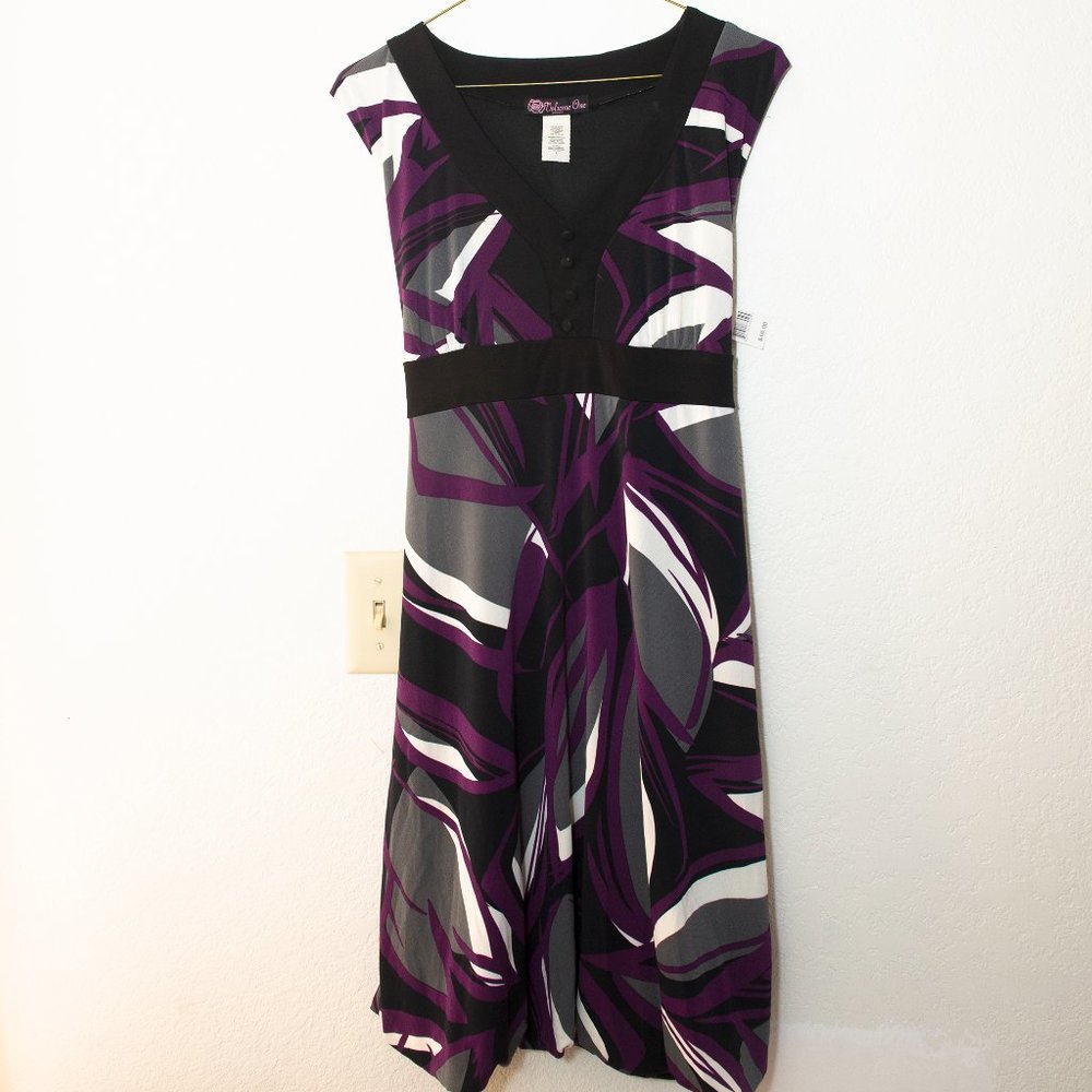 Volume One Black Purple & Gray dress. sz L. NWT